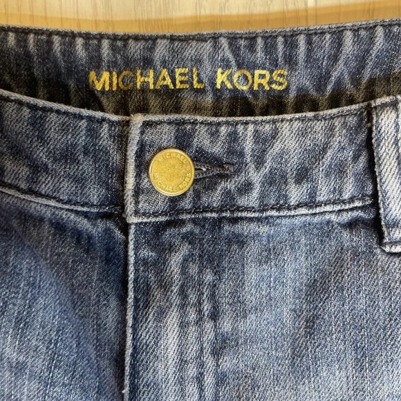 Gently pre owned Michael Kors Raw Hem Shorts Size 8 - Picture 2 of 8